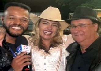 Versatilidade e carisma de Fabiano Cazeca brilham no Festival de Itapecerica e o aproximam da política com força popular