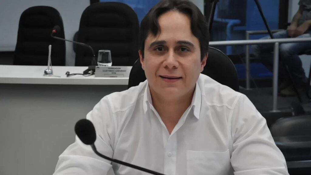 Câmara de Divinópolis rejeita por unanimidade denúncia contra vereador Dr. Delano por quebra de decoro parlamentar Fala com conotação sexual leva vereador Dr. Delano a enfrentar denúncia por quebra de decoro, em Divinópolis