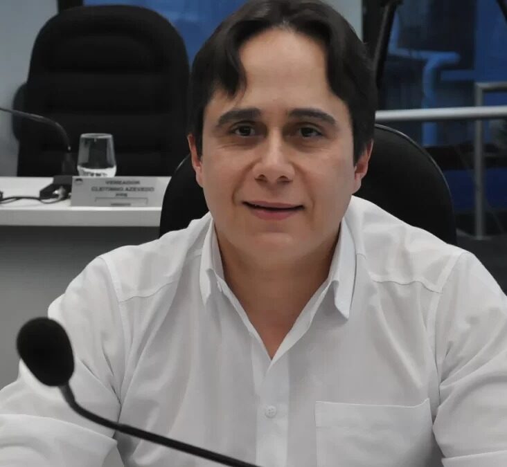 Câmara de Divinópolis rejeita por unanimidade denúncia contra vereador Dr. Delano por quebra de decoro parlamentar