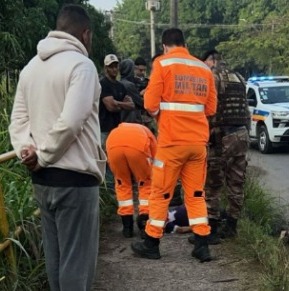 URGENTE: homem é encontrado morto perto do estádio do Farião, em Divinópolis URGENTE homem é encontrado morto perto do estádio do Farião, em Divinópolis.(FOTO: Redes Sociais)