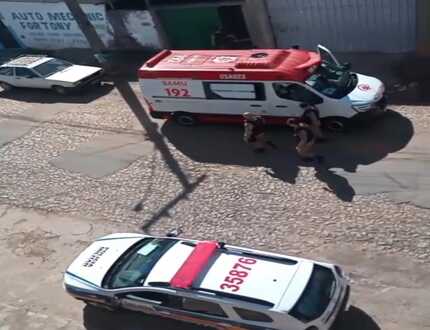 Urgente - Divinópolis: Tentativa de homicídio alerta moradores, no bairro São Roque Jovem de 18 anos é baleado e agredido com pauladas no Bairro São Roque, em Divinópolis