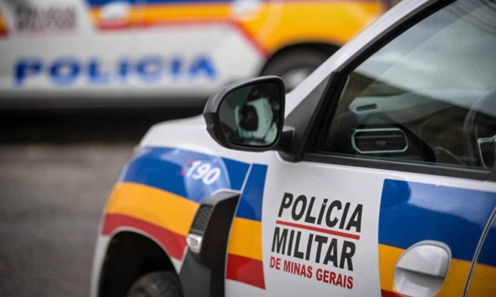 Abuso digital: jovem invade tablet de amiga e envia fotos íntimas para seu celular 1_leandro_couriemda_pressss-56157369