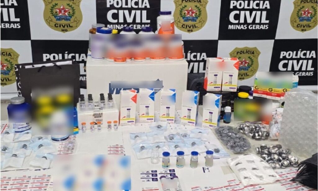 Polícia Civil fecha laboratório clandestino de remédios para emagrecer 1_medicamentos_pcmg-56604196