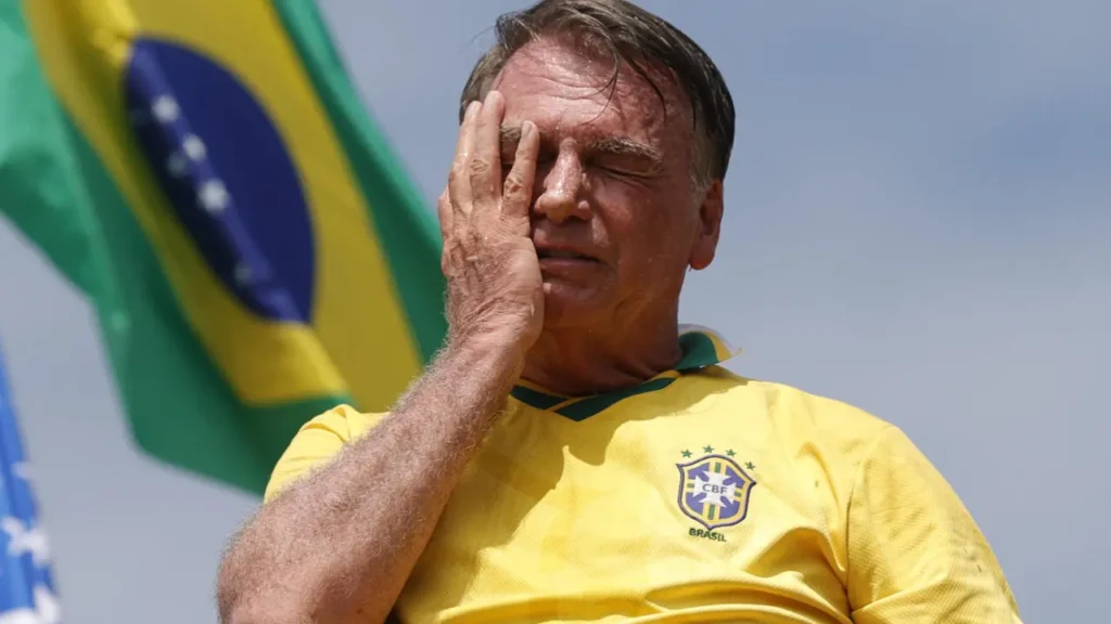 Bolsonaro é alvo da PF e para não fugir terá que usar tornozeleira eletrônica Bolsonaro condenado