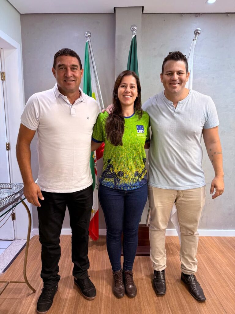 Leticia Aparecida, de Carmo do Cajuru é convocadas para a Seleção Brasileira Surdolimpica de Vólei Imagem do WhatsApp de 2025-07-11 à(s) 22.20.29_00a7a6fb