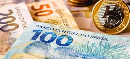 Tem dinheiro liberado! Abono salarial de até R$ 1.518 pode ser sacado a partir desta terça (15)