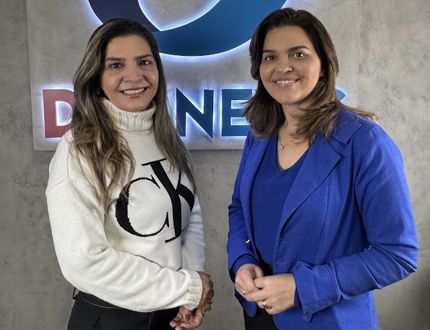 'Mulheres Abrigo' discute autoestima e saúde mental com Cláudia Borges, Leila Bento e Alessandra Borges Mulheres Abrigo - 3 capa