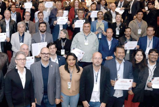 Com Zema, Mateus Simões e Mila Corrêa, governo de Minas articula prefeitos e lança agenda de desenvolvimento local SEDE - MG - GOVERNO - MILA
