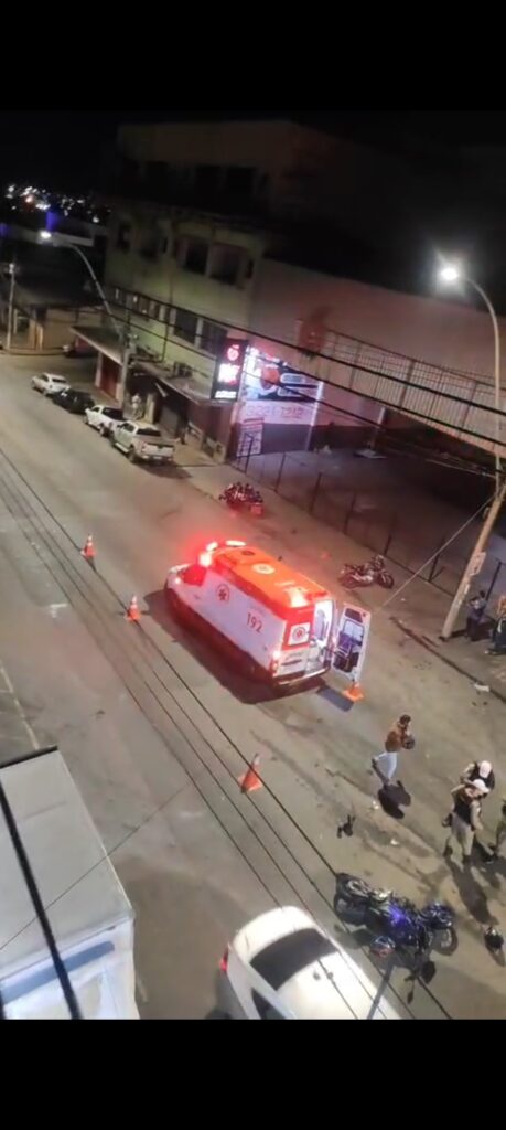 Jovem sofre fratura exposta em acidente entre motocicletas em Divinópolis Screenshot_20250713_194852_WhatsApp