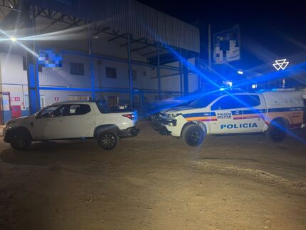 Golpe na estrada: veículo furtado circulava com placa falsa e destino comercial em Bambuí