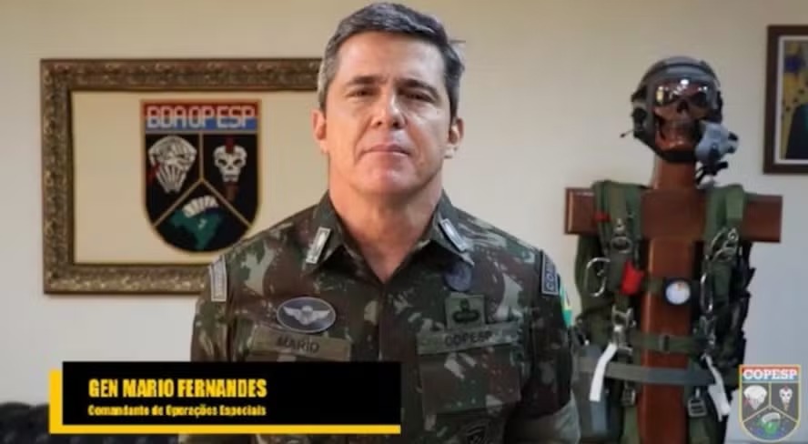 Ex-assessor de Bolsonaro assume criação de plano que previa envenenamento de Lula, Alckmin e Moraes Ex-assessor de Bolsonaro assume criação de plano que previa envenenamento de Lula, Alckmin e Moraes