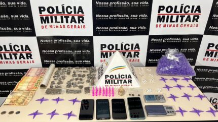 “Boca de fumo” estourada em Samonte: crack, cocaína e maconha são apreendidos pela PM