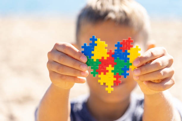 Autismo e bullying; a dura realidade que crianças enfrentam todos os dias