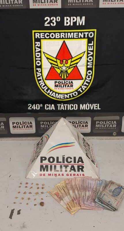 Mulher de 42 anos é presa em flagrante com drogas e dinheiro em Divinópolis