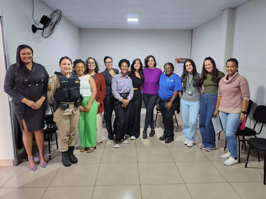 Polícia Militar realiza ações de prevenção à violência contra a mulher em Nova Serrana e Leandro Ferreira Imagem do WhatsApp de 2025-08-15 à(s) 10.40.45_68228884