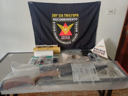 Cinco pessoas são presas em Formiga durante operação contra tráfico e armas ilegais
