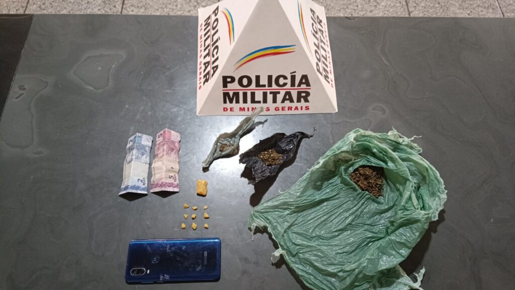Polícia Militar prende jovem de 21 anos por tráfico de drogas em Pitangui Imagem do WhatsApp de 2025-08-22 à(s) 09.28.33_69cab88f