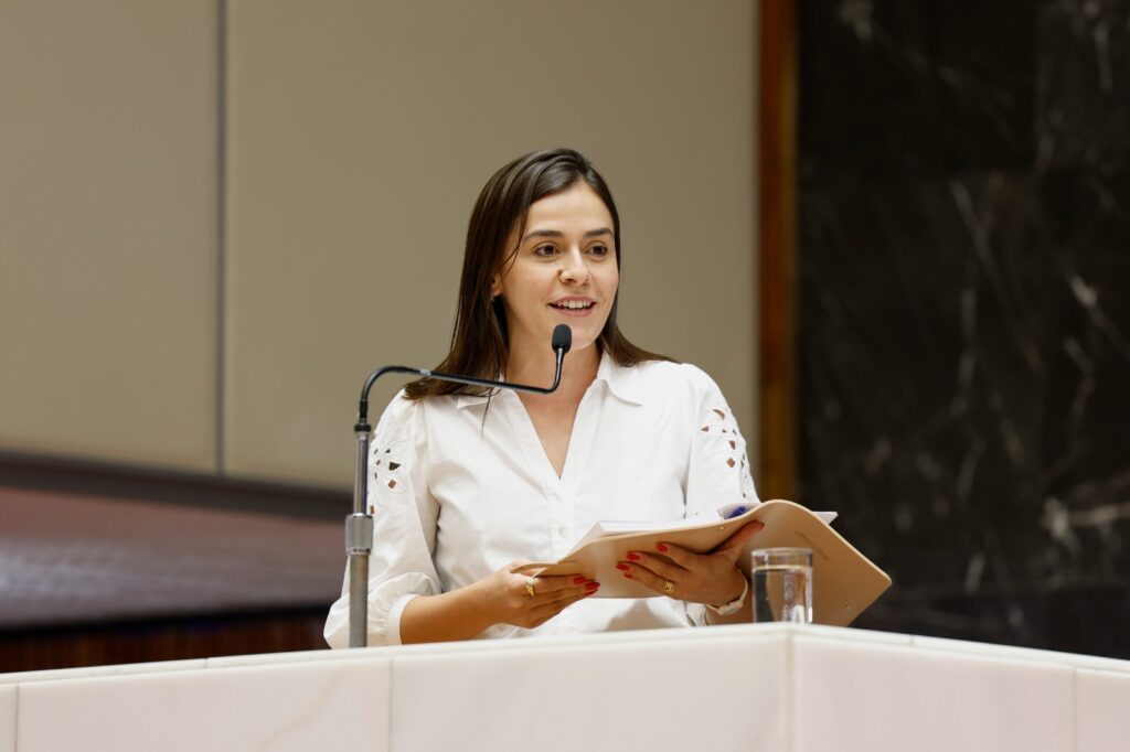 ALMG aprova projeto de autoria da deputada Lohanna que reconhece a Orquestra Filarmônica de Minas Gerais como de relevante interesse cultural Lohanna site