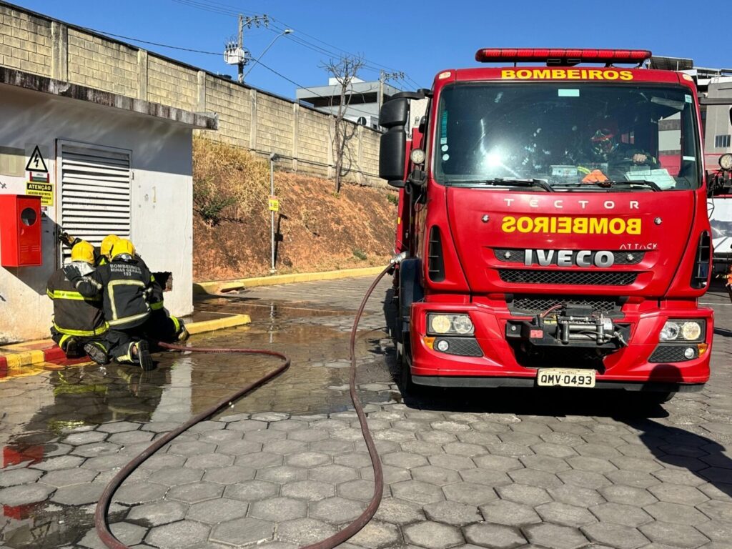 UPA Divinópolis realiza simulado de emergência para reforçar segurança UPA Divinópolis realiza simulado de emergência para reforçar segurança
