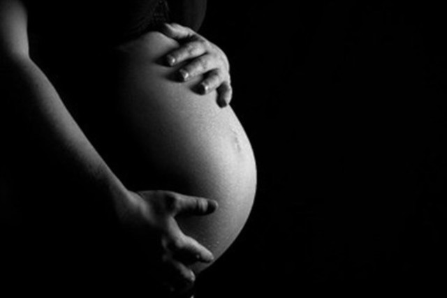 Urgente – Exclusiva: Gestante denuncia médico por violência obstétrica; profissional rebate, e CSSJD requer seu afastamento