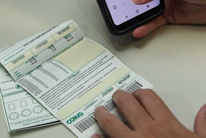 Conta de luz pesa menos: tarifa cai após meses de alta e famílias respiram aliviadas