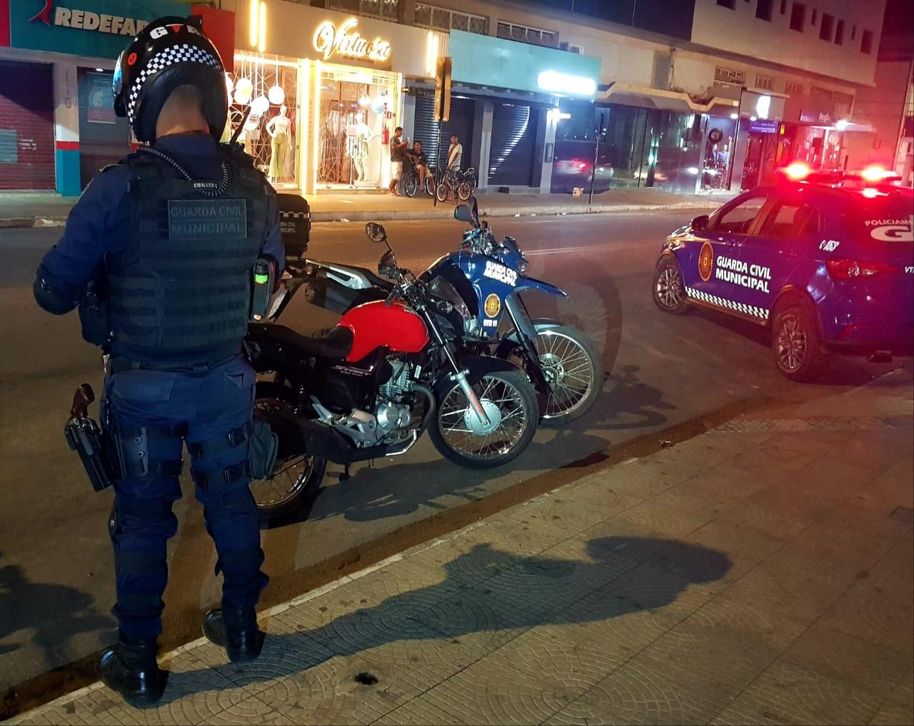 Caçada nas ruas de Nova Serrana: Guarda Civil prende homem após fuga e direção perigosa