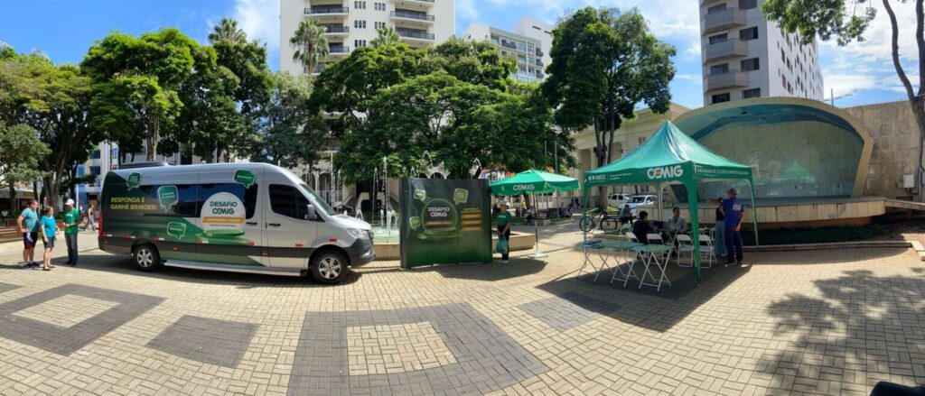 Praça do Santuário recebe ação da Cemig com prestação de serviços e atividades interativas Cemig na praça