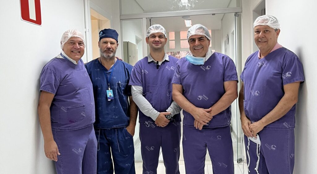 Domingos Sávio destina R$1,5 milhão para novo bloco cirúrgico do Hospital da Baleia Domingos Sávio destina R$1,5 milhão para novo bloco cirúrgico do Hospital da Baleia