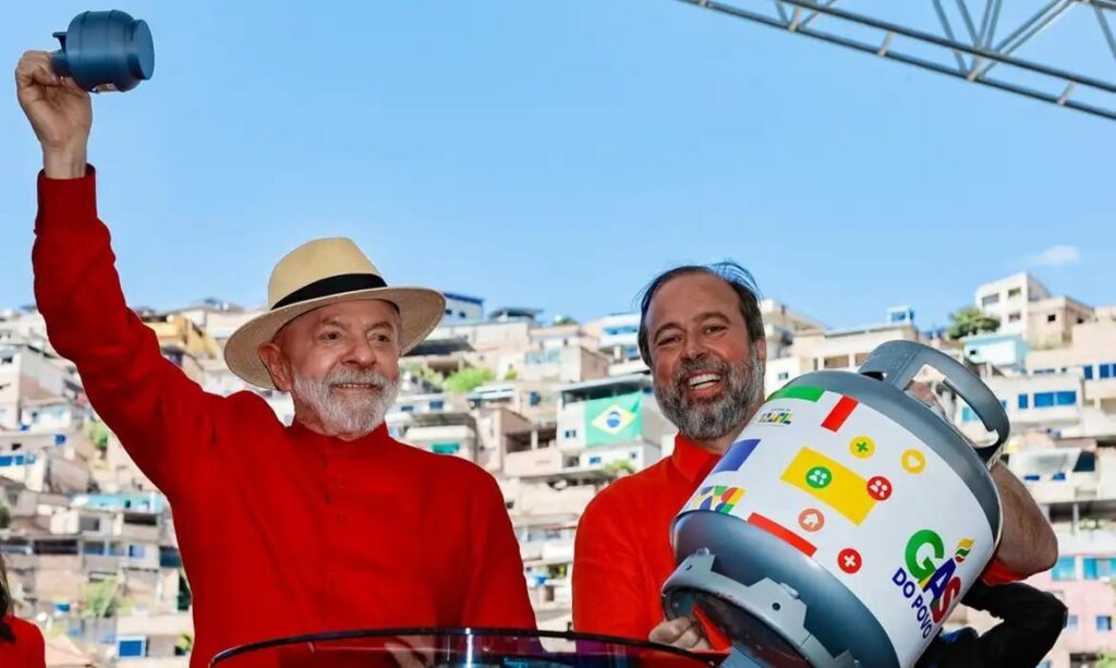 Lula lança programa Gás do Povo e garante botijão gratuito a mais de 15 milhões de famílias Imagem do WhatsApp de 2025-09-04 à(s) 14.40.02_7a811f22