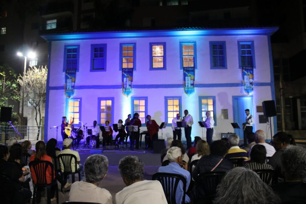 Divinópolis celebra música e tradição com a 2ª Seresta na Praça Imagem do WhatsApp de 2025-09-30 à(s) 11.17.59_a78d9bdd