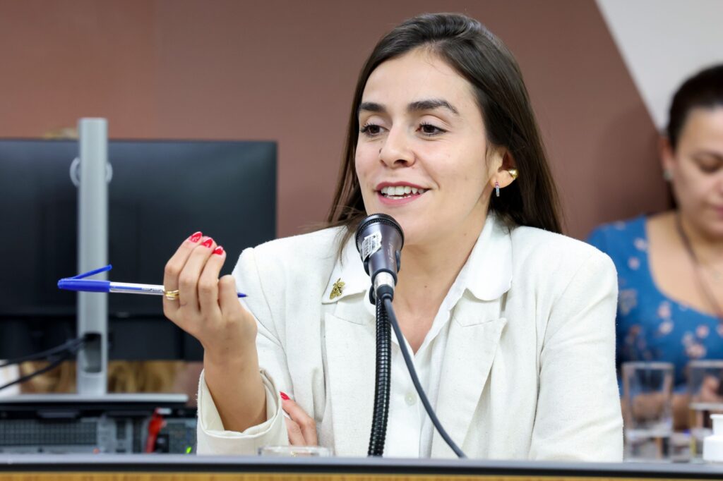 Minas pode se tornar referência nacional em inclusão digital para surdos com projeto de Lohanna Minas pode se tornar referência nacional em inclusão digital para surdos com projeto de Lohanna