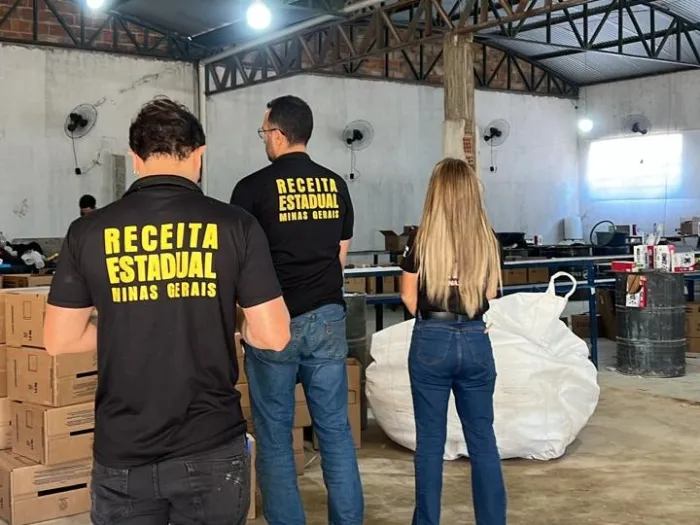 Receita Estadual apreende 55 toneladas de sabão em pó falsificado em São Gonçalo do Pará