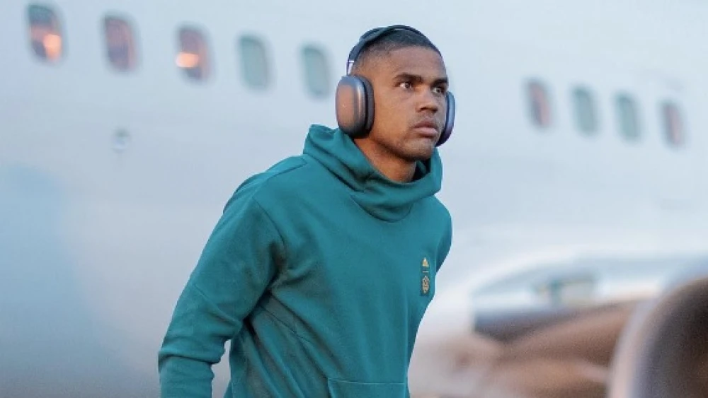 Douglas Costa, ex-Seleção Brasileira, tem prisão decretada por dívida de R$ 492 mil em pensão