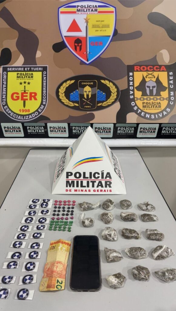 Menores são flagrados em delivery de drogas e caem nas mãos da PM em Nova Serrana 25588