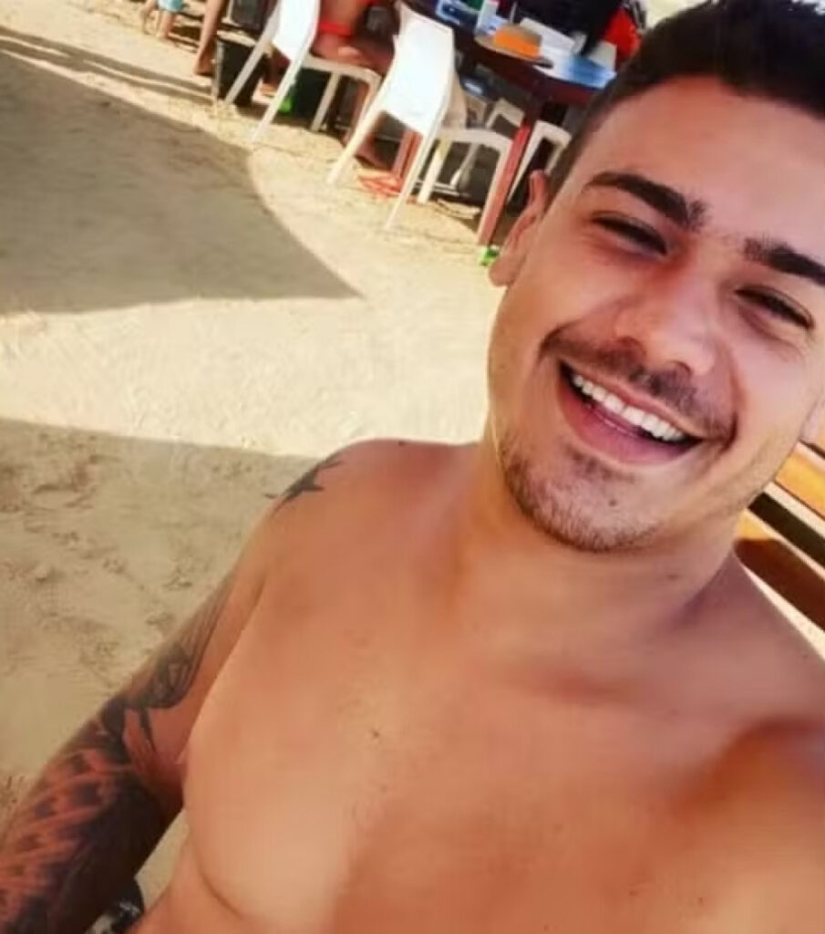 Jovem de Itapecerica desaparece na Bahia após pedir R$ 3 mil à família sob ameaças 68ea8058af800