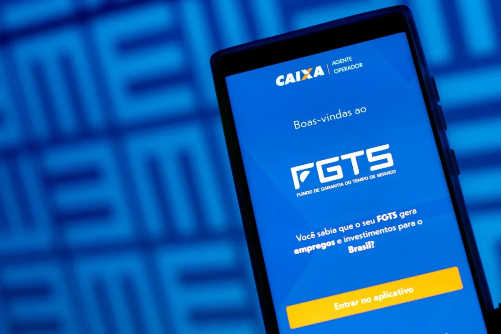 FGTS: saque-aniversário terá teto de cinco anos e limite de parcelas Caixa-Econômica-Federal-inicia-a-liberação-do-saldo-retido-no-Fundo-de-Garantia-do-Tempo-de-Serviço-FGTS-por-meio-do-saque-aniversário-saque-aniversário-Metrópoles-2