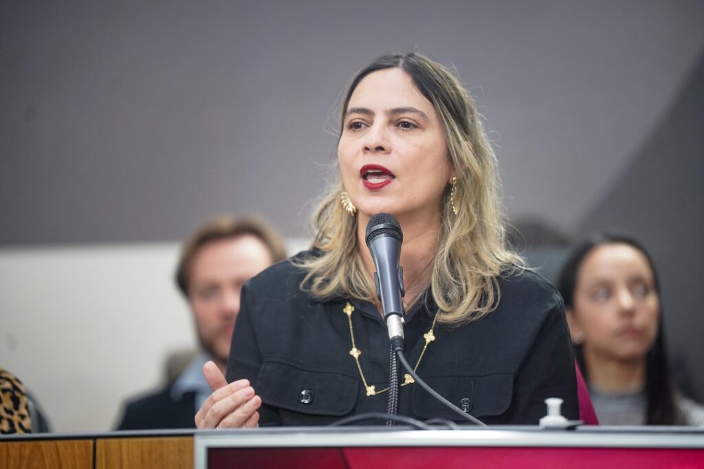 Emenda da deputada estadual Beatriz Cerqueira vai garantir concurso público, plano de carreira e recomposição salarial para servidores do Meio Ambiente Imagem do WhatsApp de 2025-09-30 à(s) 20.36.30_05147e52