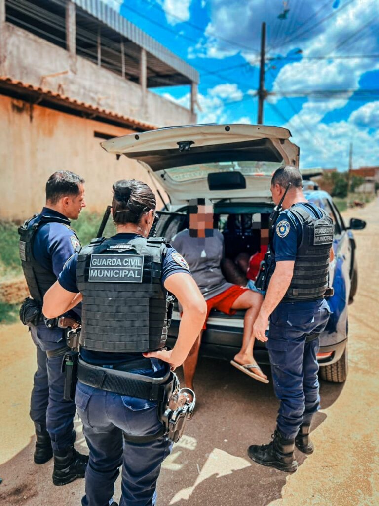 Guarda Civil Municipal desarticula ponto de tráfico de drogas e resgata crianças em situação de risco em Nova Serrana Imagem do WhatsApp de 2025-10-17 à(s) 07.24.50_d3cc04d1