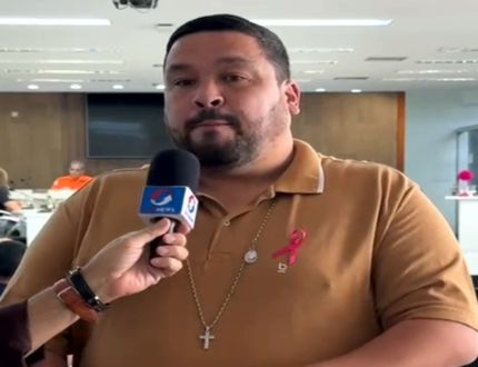 Segurança nas piscinas em Divinópolis: reunião proposta por Mateus Dias, em inciativa de melhora de projeto de Ney Burguer, reacende debate sobre responsabilidade dos pais e dever dos clubes