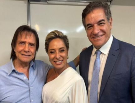 Fecomércio: ‘Prêmio Mercúrio’ consagra 19 empresas pelas mãos do presidente Nadim Donato; noite termina com grande show de Roberto Carlos