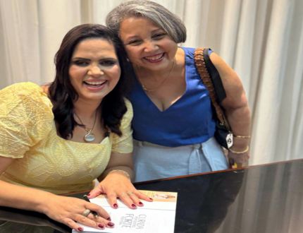 Pastora e psicóloga Sidneia Silva apresenta obra que une espiritualidade, perdão e autoconhecimento Pastora - Sandra - Capa