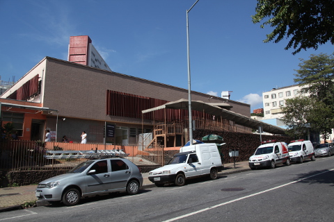 Técnica de enfermagem é agredida com agulha contaminada em hospital Técnica de enfermagem é agredida com agulha contaminada em hospital