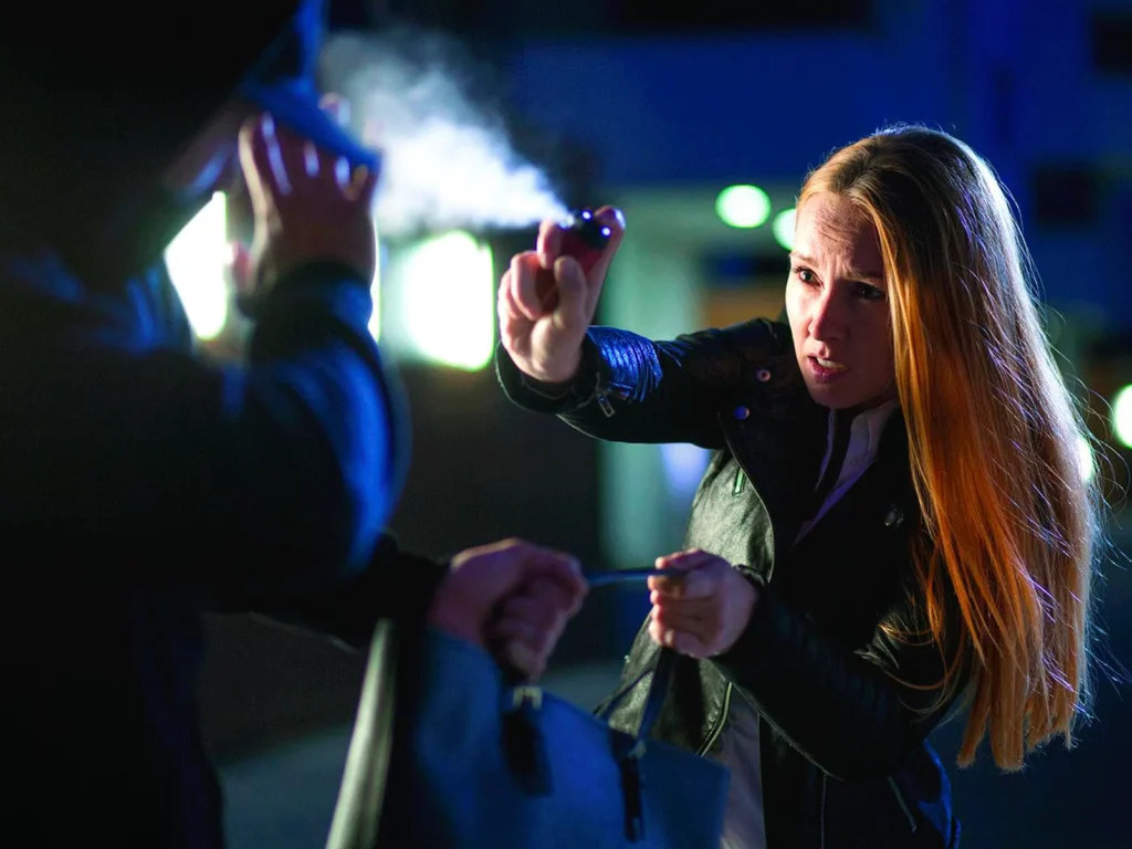 Alerj quer liberar spray de pimenta para mulheres e prevê distribuição gratuita a vítimas de violência spray-destaque