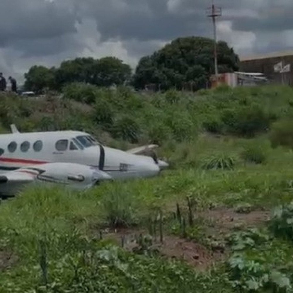 Pista de pouso curta, ou falha técnica? outra avião sofre acidente em Para de Minas 1_whatsapp-image-2025-11-28-at-17-45-17-61488662