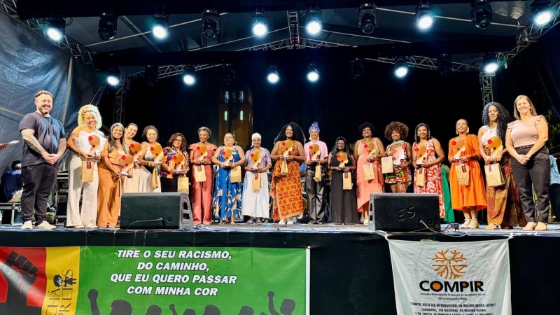 Divinópolis celebra a força da mulher negra em noite de emoção, cultura e resistência no Santuário