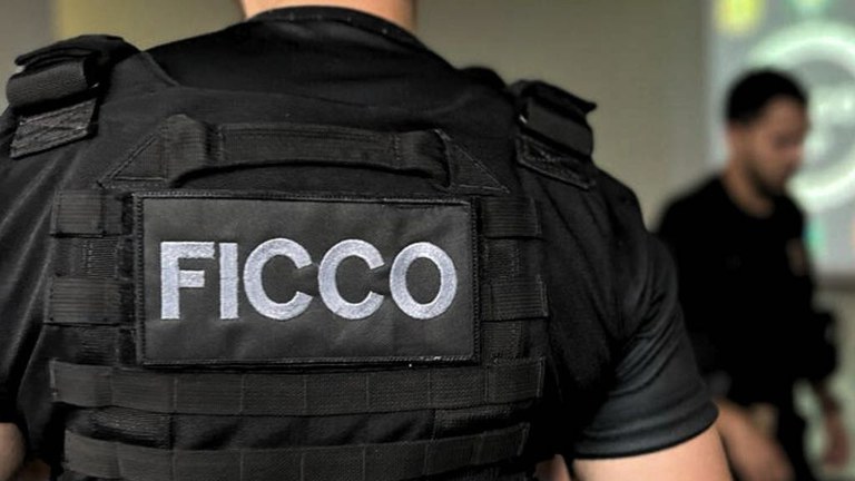 Operação investiga furto de máquinas de prefeituras no Vale do Rio Doce; FICCO prende suspeito em São Pedro do Suaçuí