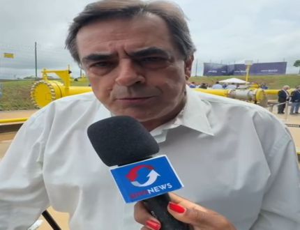 Em fala contundente, Domingos Sávio acusa PT de ter paralisado obra do Hospital Regional e agora quer ressurgir politiqueiramente como herói