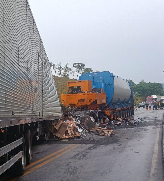 Tragédia na BR-354: motorista morre em colisão frontal em Formiga