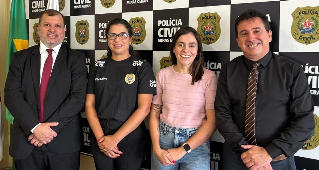 Lohanna reforça proteção às mulheres e entrega R$ 160 mil em estrutura para a Polícia Civil de Divinópolis Imagem do WhatsApp de 2025-11-24 à(s) 15.25.46_8aaed594