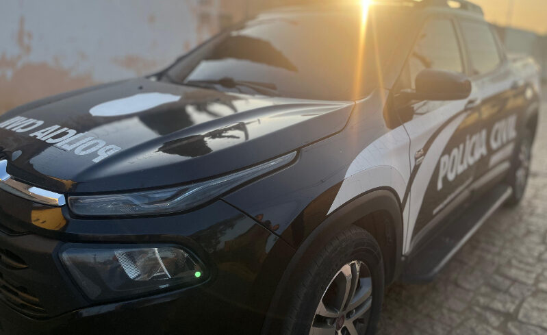 PCMG prende dupla armada após roubo, sequestro relâmpago e extorsão que aterrorizou família em Itaúna